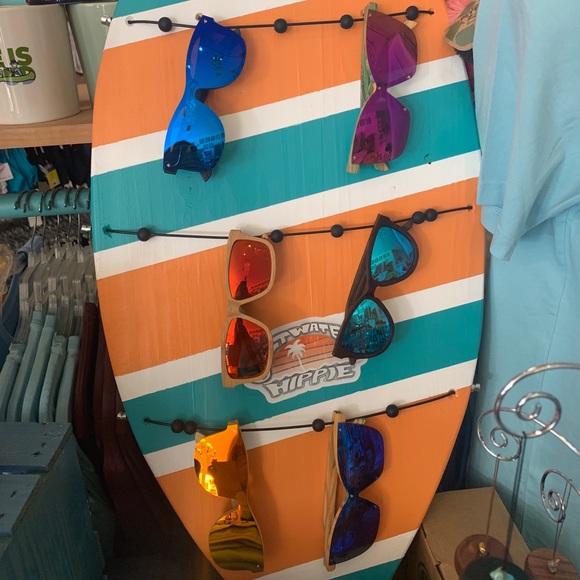 Pink Mirrored Polarized Cat-Eye FLOATING Sunglasses - Picture 2 of 6